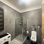 Tyniecka Apartamento Cracóvia