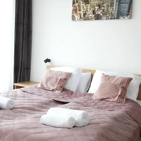 Apartamento Tyniecka