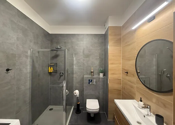 Tyniecka アパート *